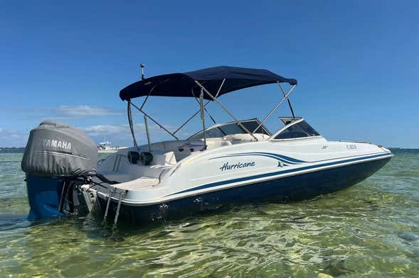 Alquiler de lancha con patrón en Miami