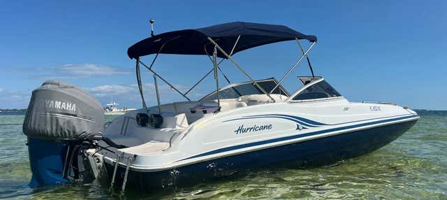 Aluguel de lancha com capitão em Miami