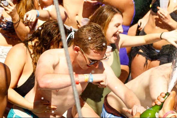 Fiesta en barco por Miami