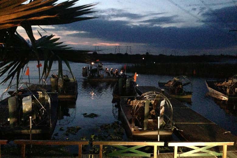 Descubriendo el Parque Nacional de Everglades en aerodeslizador