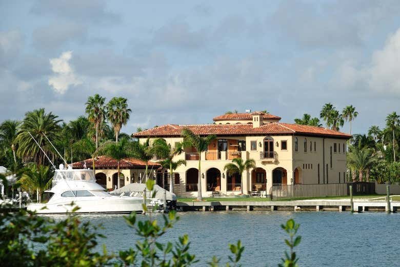 Mansion in Star Island