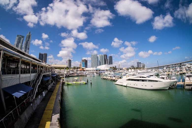 La Bayside Marketplace