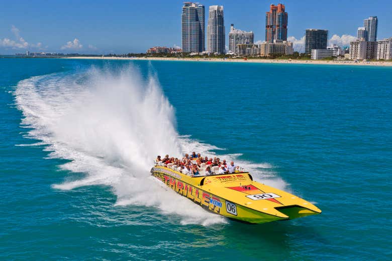 Cruising on the Thriller speedboat