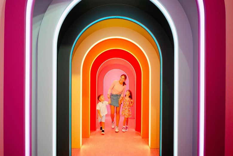 Pasillos de colores del Museo del Helado de Miami