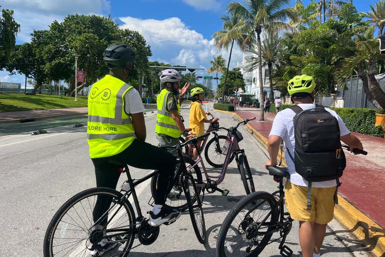 Recorriendo Miami Beach en bici