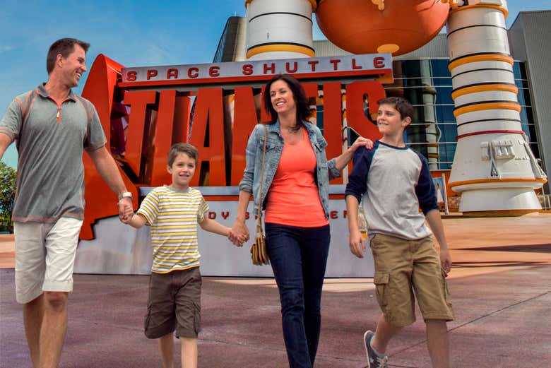 A family visiting the Kennedy Space Center