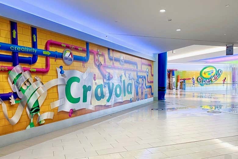 Entrando al Crayola Experience