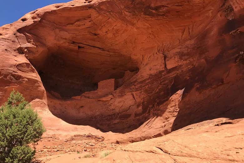 Caverna Mystery Valley