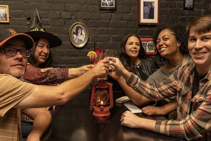 ¡Salud por la noche!