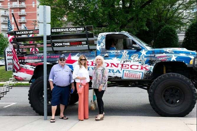 Foto com o monster truck
