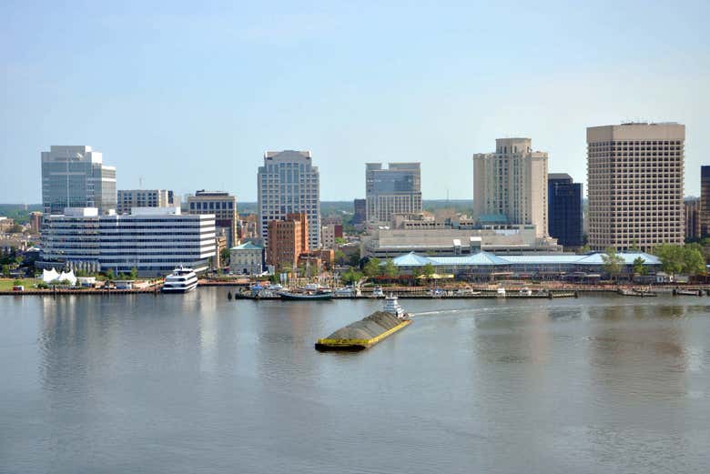 Vista dello skyline di Norfolk
