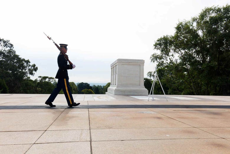 Il cambio della guardia al Cimitero di Arlington