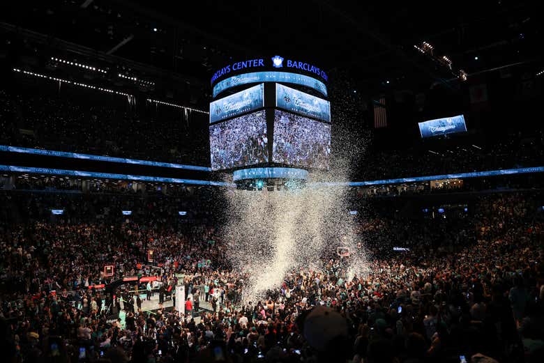 ¡Bienvenidos al partido de la NBA!