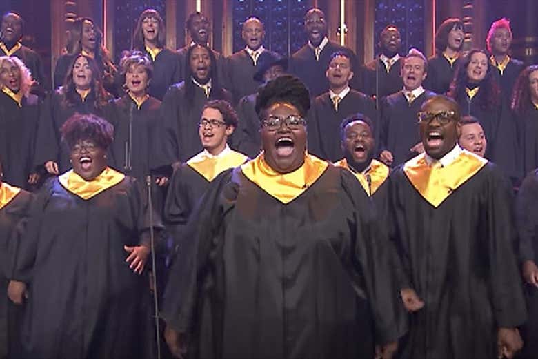 Un coro góspel durante su actuación