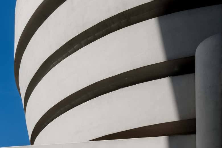 Detalles del exterior del museo