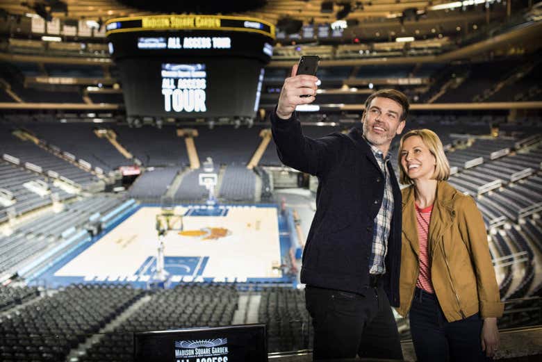 Desfrutando do tour pelo Madison Square Garden