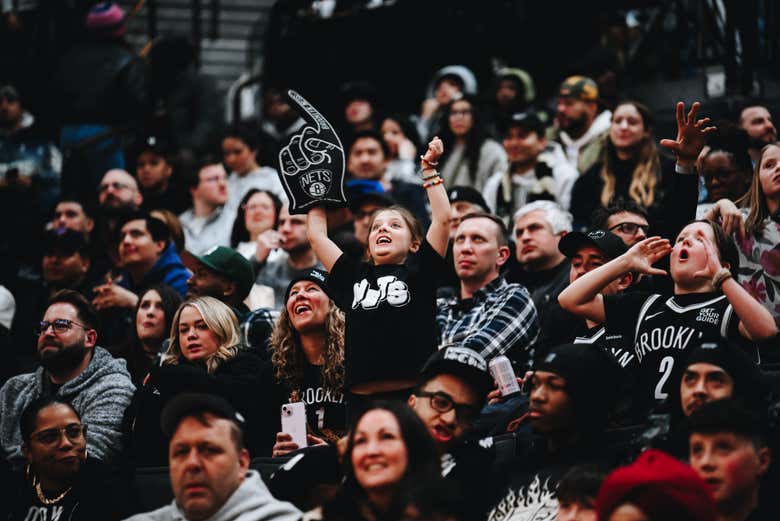 Emoción para todos en el partido de la NBA