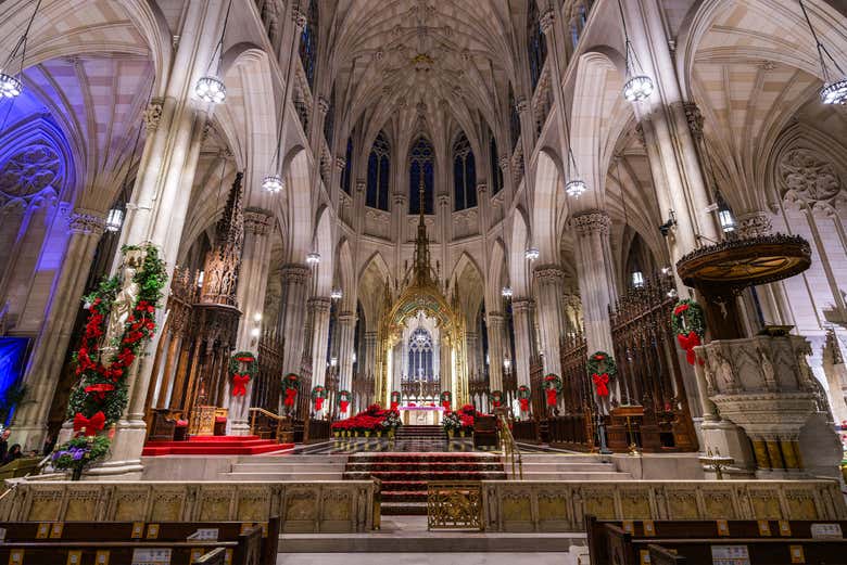 Wide Altar 
