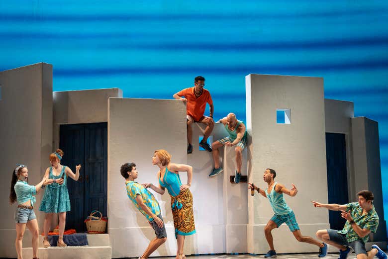 Vi ritroverete trasportati su un'idilliaca isola greca