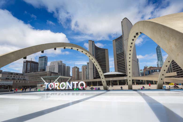 Excursion to Toronto from New York
