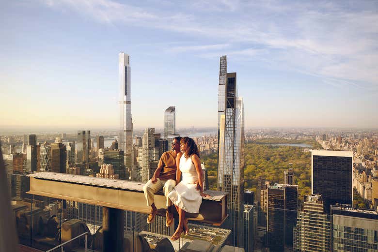 Foto en pareja en la viga The Beam