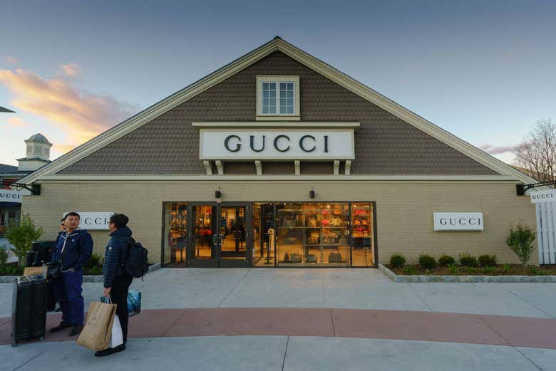 Shopping Excursion to the Outlets New York - Book at