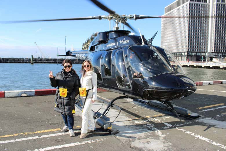 Helicóptero listo para despegar