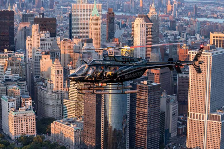 Sobrevolando los rascacielos de Nueva York