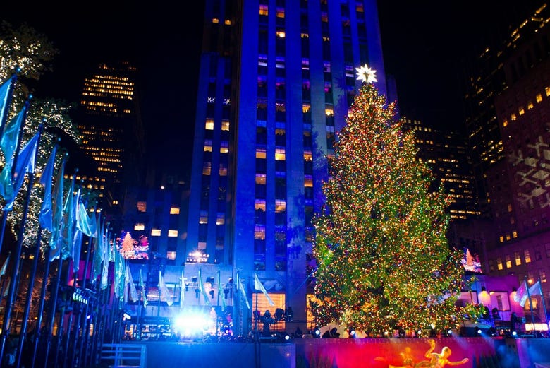 Rockefeller Center iluminado 