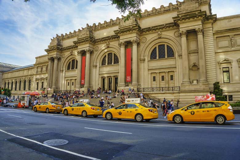 Admire the Metropolitan Museum of Art
