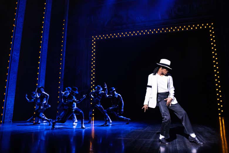 La mise en scène de la comédie musicale MJ est spectaculaire