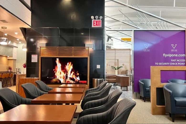 La VIP ONE Lounge 