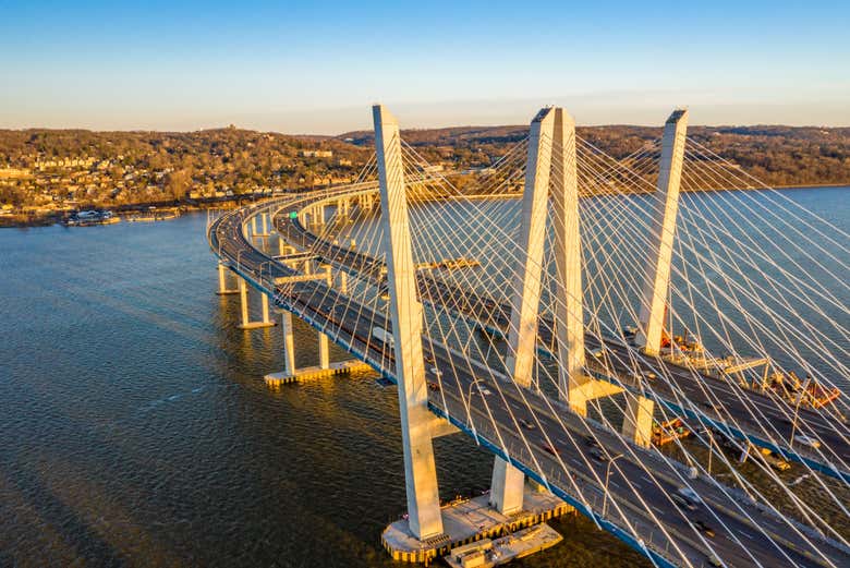 Tappan Zee Bridge sobre o Hudson River