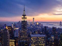 Empire State al anochecer