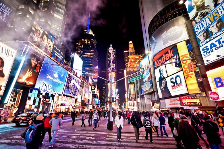 Night life in Times Square 