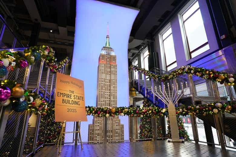 El Empire State en Navidad