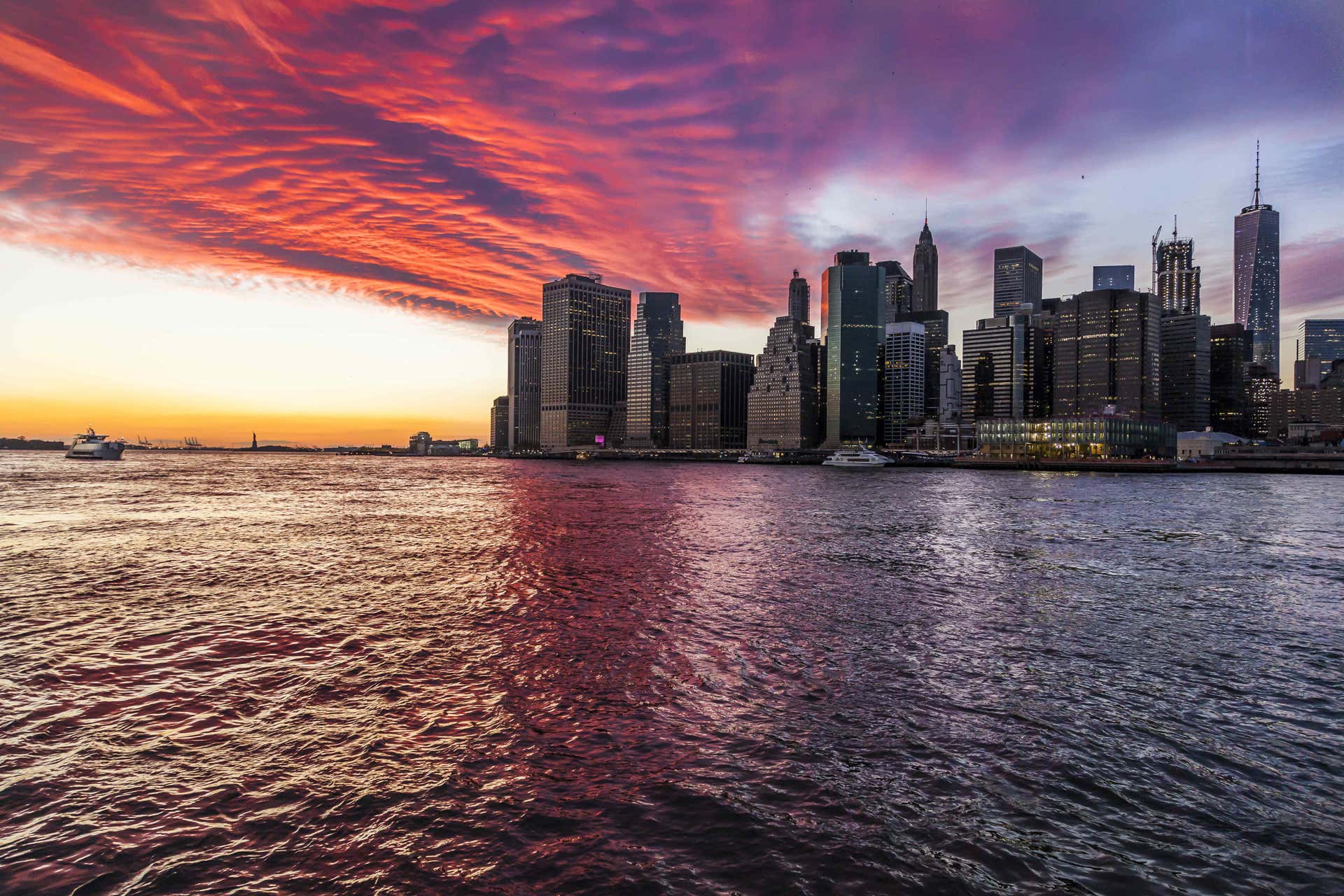 sunset boat tour nyc