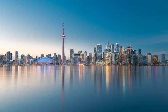Toronto, Niagara Falls & Thousand Islands 3-Day Tour