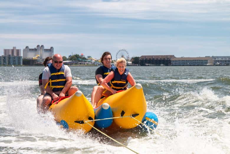 Montez sur les Banana Boats