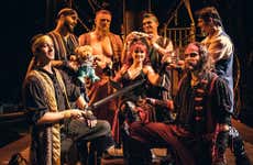 Pirate Boat Dinner with Show