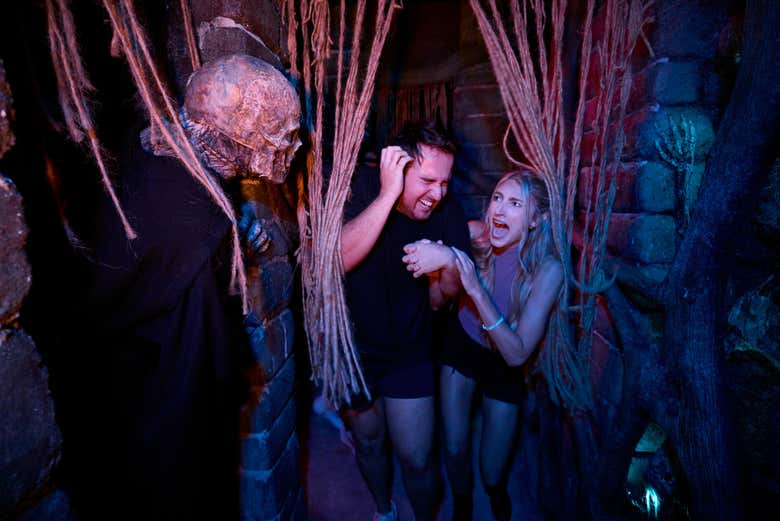 Sentid el auténtico pánico dentro de las casas del terror