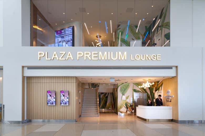 Acceded a la exclusiva Plaza Premium Lounge en Orlando
