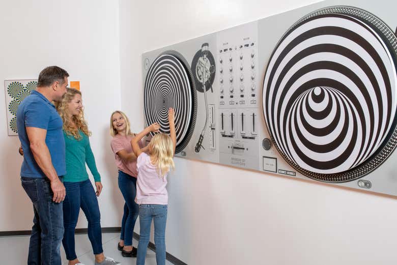 Família no Museu das Ilusões