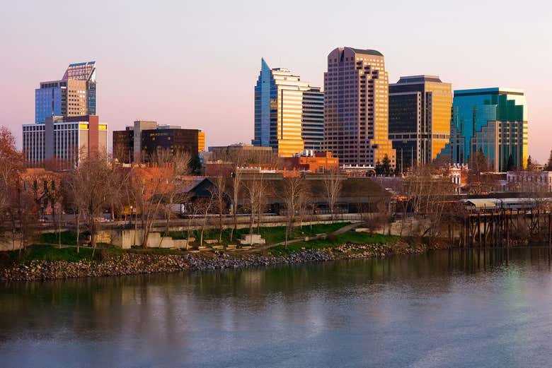 Contemplez le paysage de Sacramento