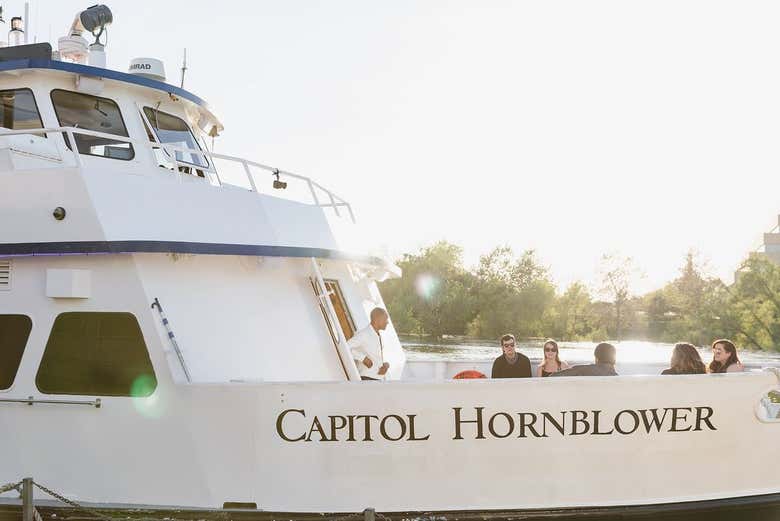 Naviguez sur le fleuve Sacramento