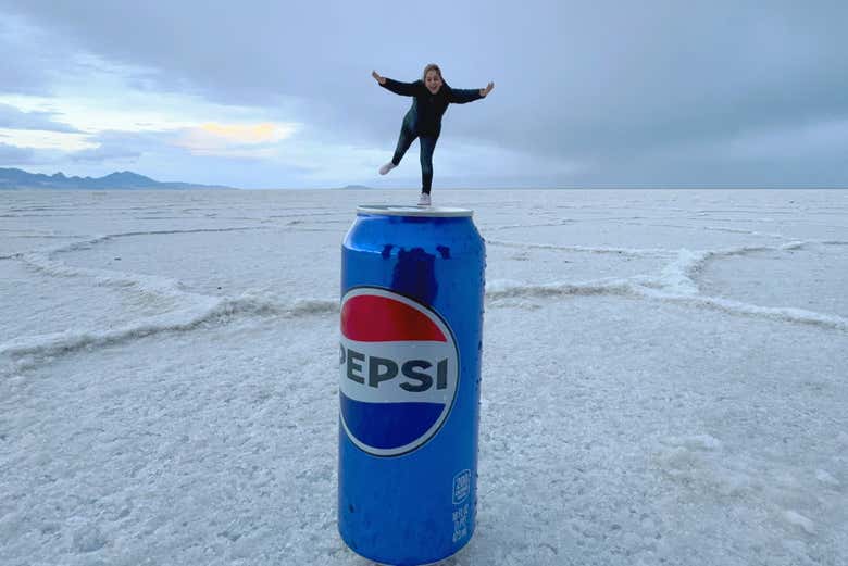 Sobre una lata de Pepsi