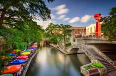 Visite dans San Antonio en petit groupe + Balade en bateau