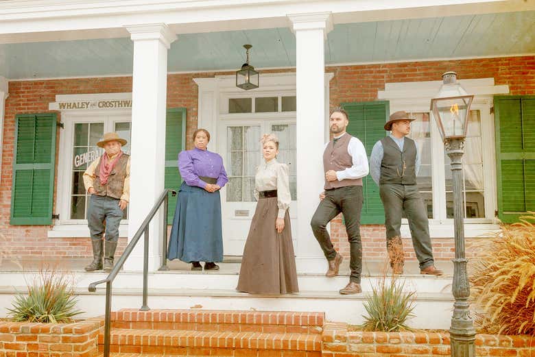 Acteurs avec des costumes d'époque à Whaley House