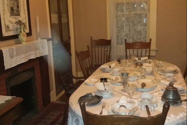 Le salon de l'une des maisons que vous visiterez