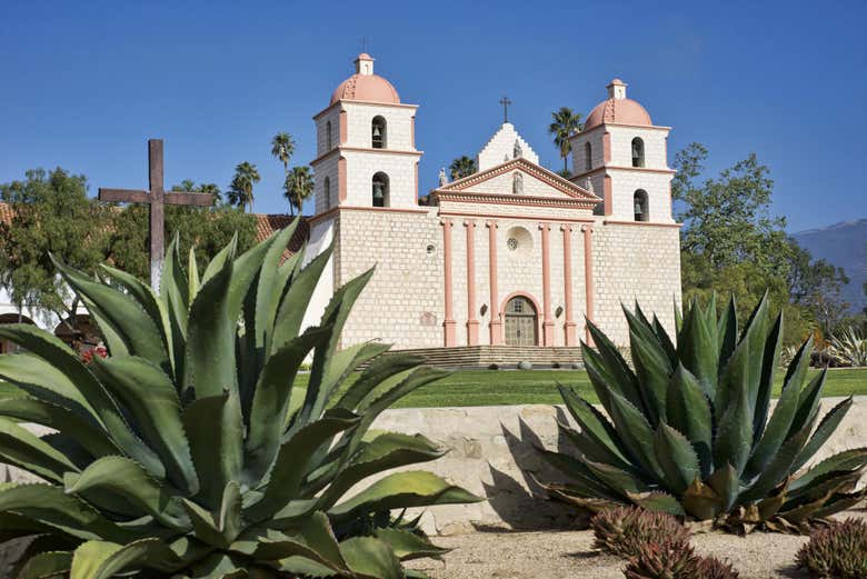 Antigua Misión de Santa Bárbara